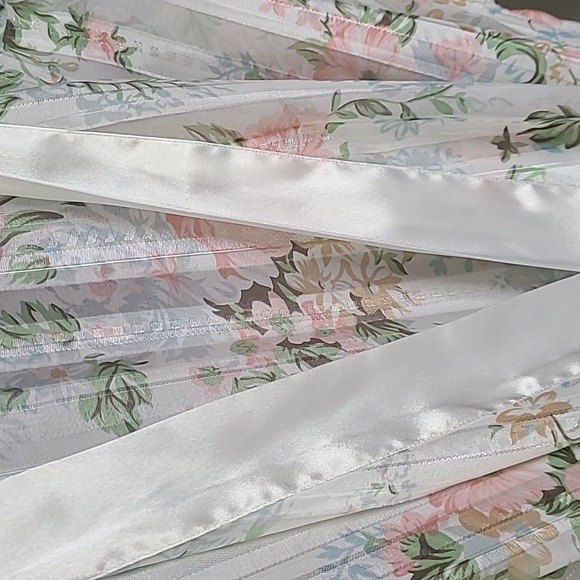 Floral Sheer Kimono Robe - Picture 3 of 3